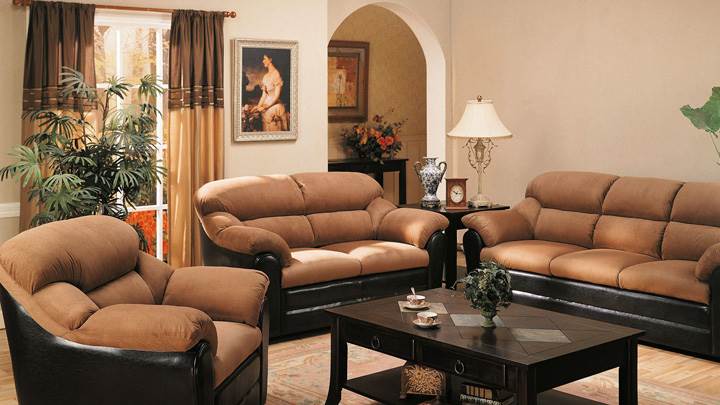 Brown Sofa Set And Brown Curtain in Guest Room